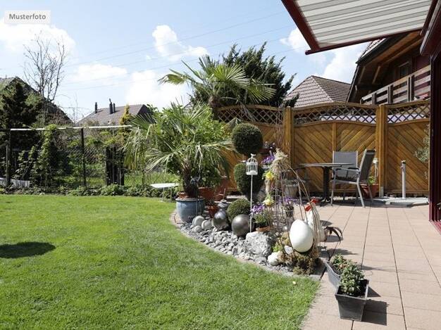 Haus zum Kauf provisionsfrei 1.180.000 € 210 m² 598 m² Grundstück Hoesel Ratingen 40883