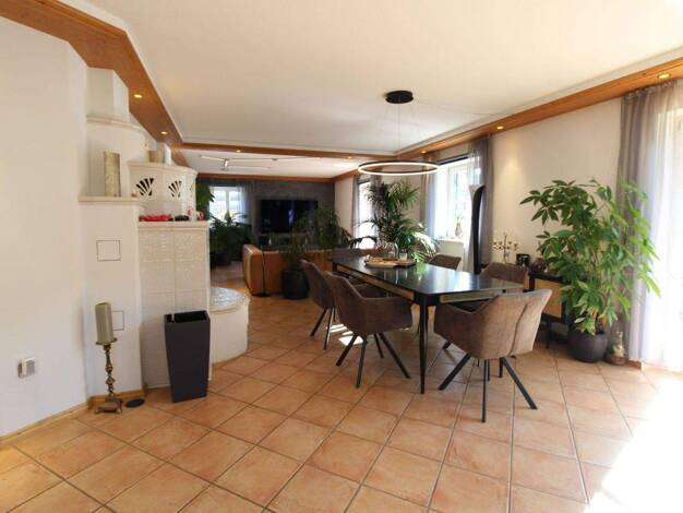 Schloss zum Kauf 1.785.000 € 7 Zimmer 240 m² 585 m² Grundstück Neufinsing Finsing 85464