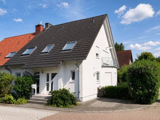Doppelhaushälfte zum Kauf 659.000 € 6,5 Zimmer 185 m² 282 m² Grundstück Hockenheim 68766