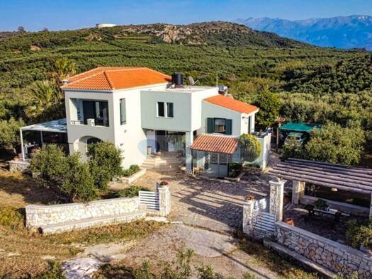 Villa zum Kauf 890.000 € 8 Zimmer 310 m² 2.200 m² Grundstück Municipality of Platanias 73014