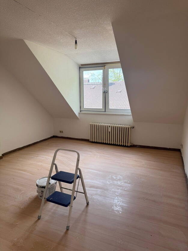 Wohnung zur Miete 400 € 2 Zimmer 57 m² Dachgeschoss, 3. Geschoss Alt-Hamborn Duisburg 47166