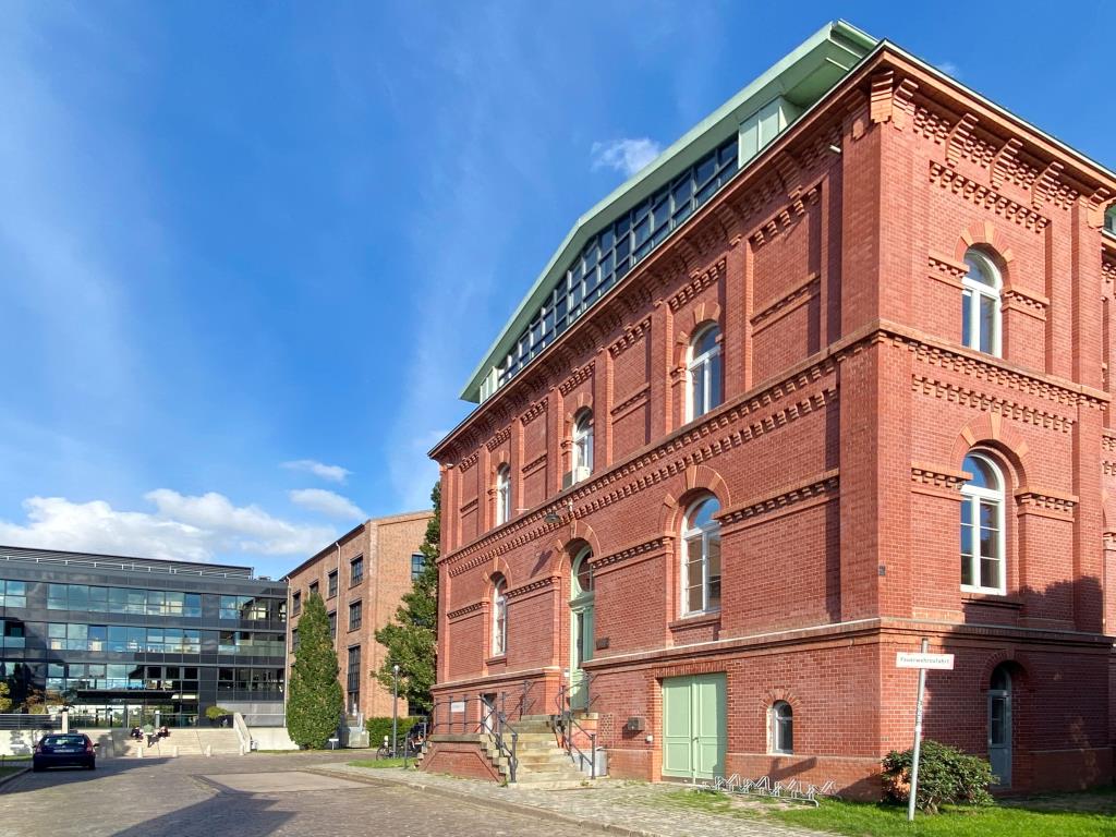 Bürofläche zur Miete 17,95 € 16.185 m²<br/>Bürofläche ab 95 m²<br/>Teilbarkeit Bahrenfeld Hamburg 22761