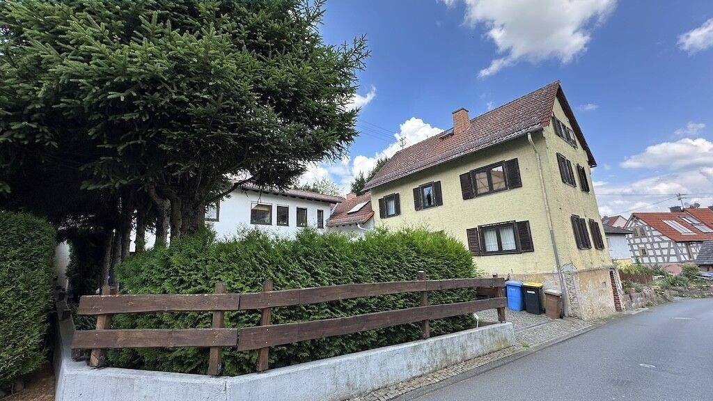 Mehrfamilienhaus zum Kauf 552.000 € 12 Zimmer 353 m² 917 m² Grundstück Bermbach Waldems / Bermbach 65529