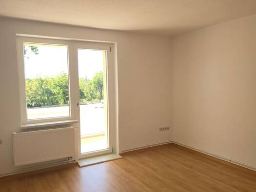 Wohnung zur Miete 470 € 3 Zimmer 58,3 m² 4 Geschosse frei ab sofort Dessauer Straße 207 Frohe Zukunft Nord 06118