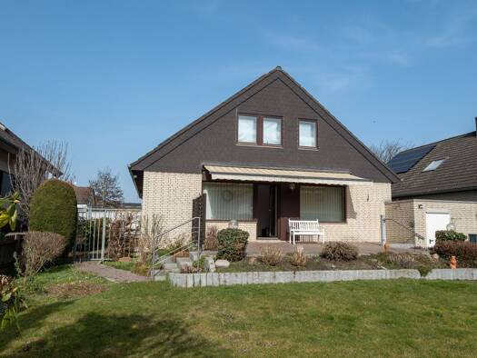 Einfamilienhaus zur Miete 1.850 € 4 Zimmer 142 m² 444 m² Grundstück frei ab 01.04.2026 Davenstedt Hannover 30455
