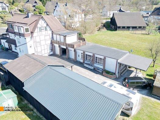 Haus zum Kauf 549.000 € 9 Zimmer 204 m² 3.767 m² Grundstück Kotthausen Marienheide / Kotthausen 51709