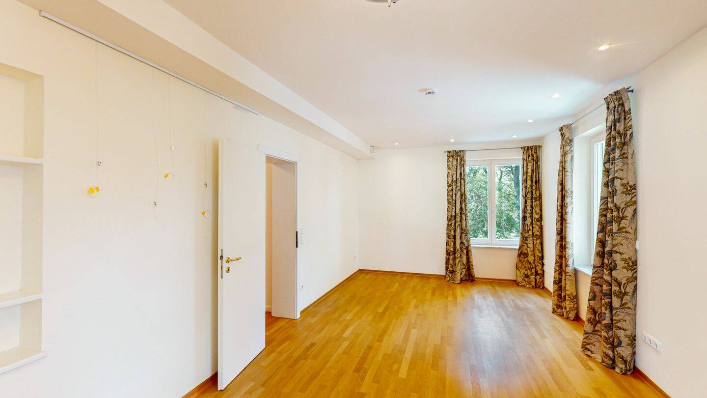 Property thumbnail 26