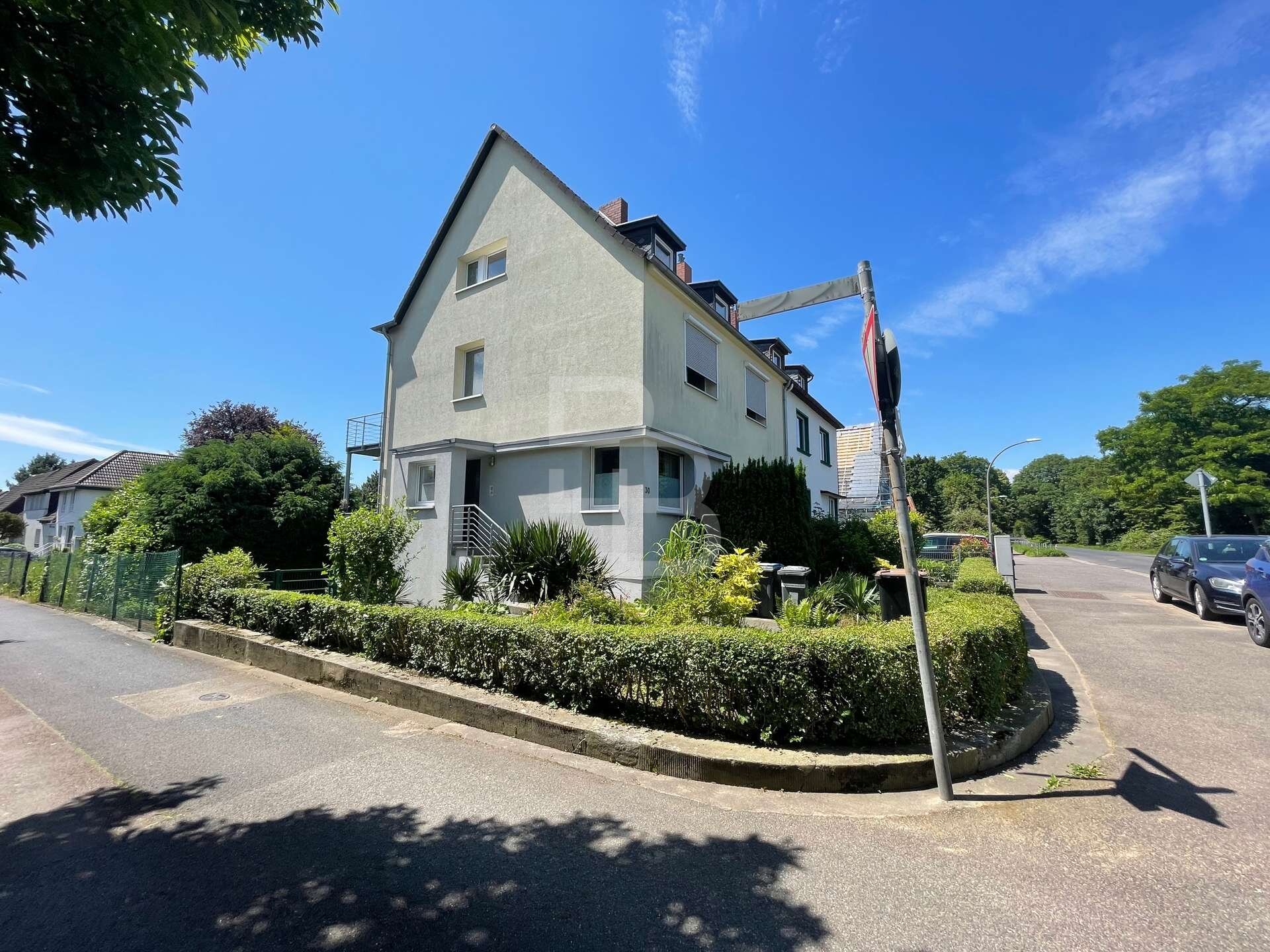 Mehrfamilienhaus zum Kauf als Kapitalanlage geeignet 719.000 € 8 Zimmer 192 m²<br/>Wohnfläche 354 m²<br/>Grundstück Poll Köln 51105