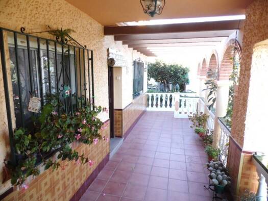 Villa zum Kauf 375.000 € 4 Zimmer 134 m² 87 m² Grundstück Torrox 29770