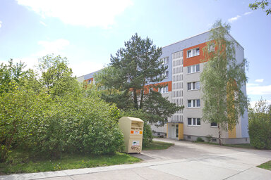 Wohnung zur Miete 359 € 3 Zimmer 59,7 m² 5. Geschoss Kattowitzer Str. 8 Südstadt Halle (Saale) 06128