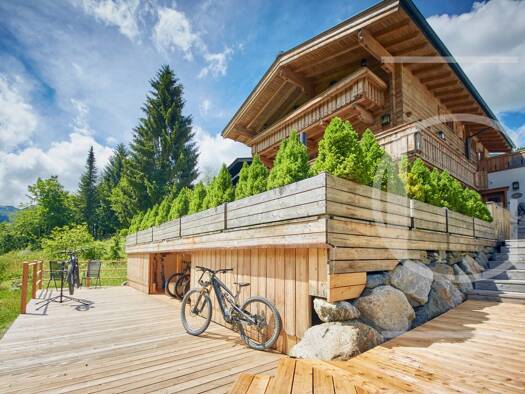 Haus zum Kauf 2.750.000 € 8 Zimmer 270 m² 770 m² Grundstück Saalbach-Hinterglemm 5754
