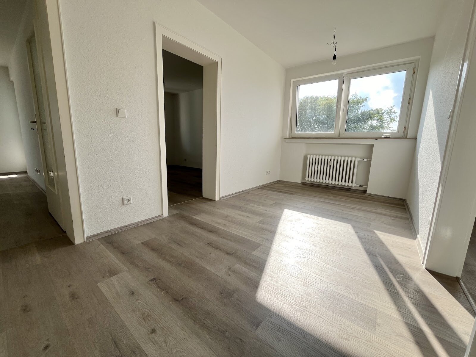 Wohnung zur Miete 449 € 2,5 Zimmer 64 m²<br/>Wohnfläche 2.<br/>Geschoss 16.10.2024<br/>Verfügbarkeit Kirchbachstraße 50 Styrum - Nord Mülheim an der Ruhr 45476