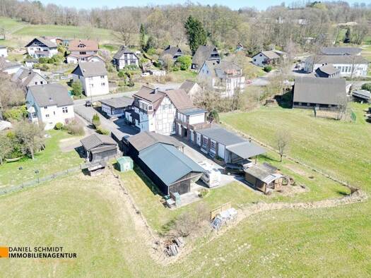 Haus zum Kauf 549.000 € 9 Zimmer 204 m² 3.767 m² Grundstück Kotthausen Marienheide / Kotthausen 51709