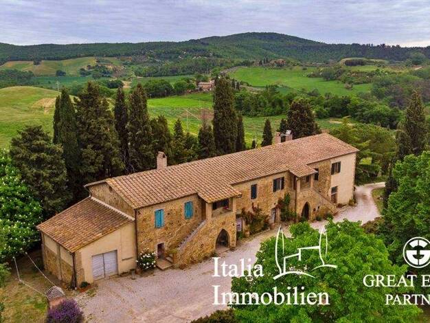 Bauernhaus zum Kauf 1.900.000 € 13 Zimmer 600 m² 413.000 m² Grundstück Montalcino 53024