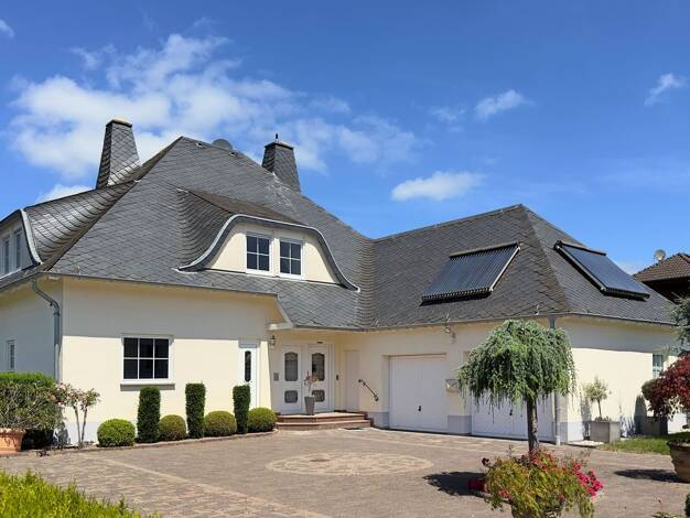Villa zum Kauf 789.000 € 7 Zimmer 232 m² 880 m² Grundstück frei ab sofort Irsch 54451