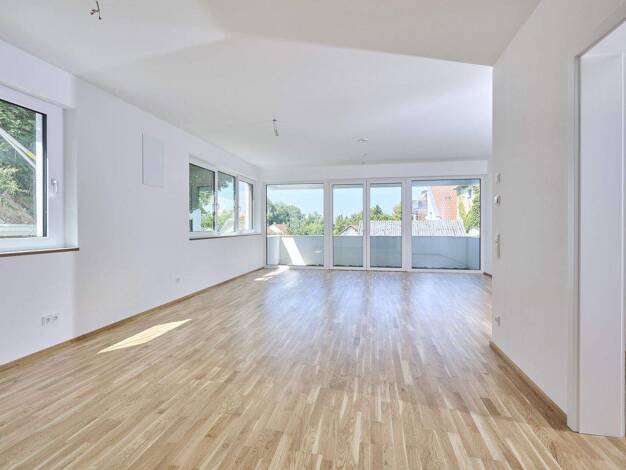 Wohnung zur Miete - Erstbezug 995 € 2 Zimmer 73,5 m² EG frei ab sofort Frauenbrünnl Straubing 94315