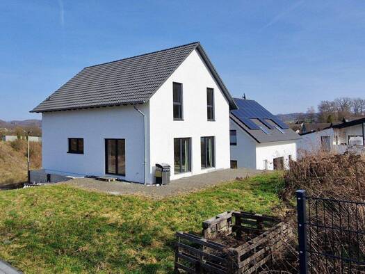 Einfamilienhaus zum Kauf 6 Zimmer 226 m² 635 m² Grundstück Oberwiehl Wiehl 51674