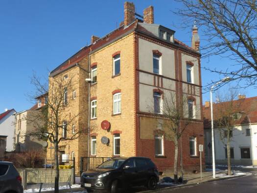 Mehrfamilienhaus zum Kauf provisionsfrei als Kapitalanlage geeignet 350.000 € 11 Zimmer 340 m² 824 m² Grundstück Finsterwalde 03238