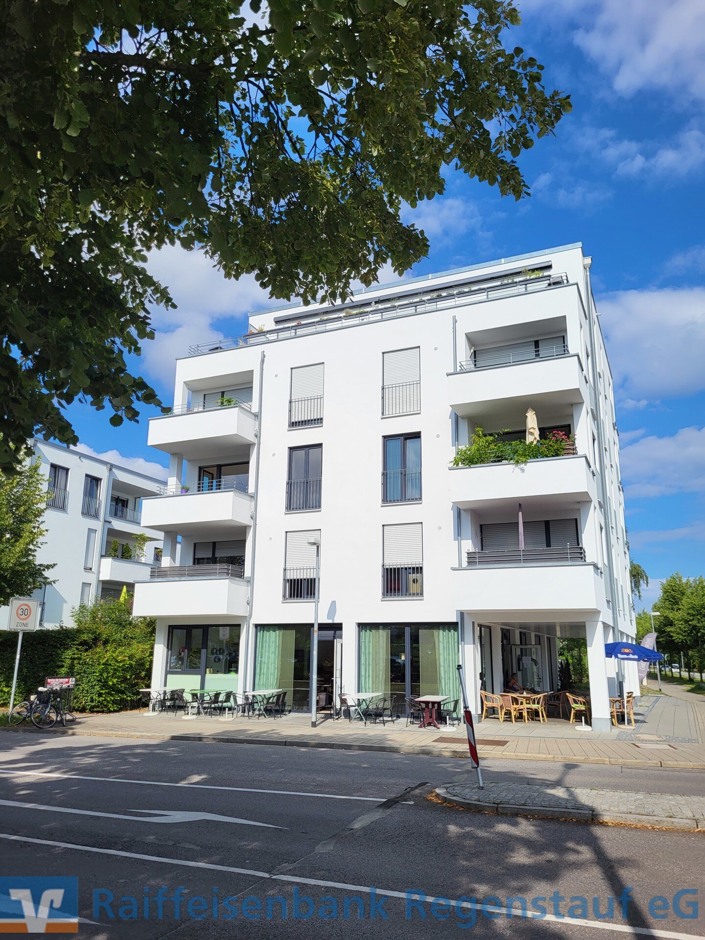 Wohnung zum Kauf 224.000 € 2 Zimmer 41 m²<br/>Wohnfläche Westheim Regensburg 93049