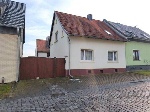 Einfamilienhaus zum Kauf 79.000 € 6 Zimmer 130 m² 500 m² Grundstück Bischofrode Eisleben 06295