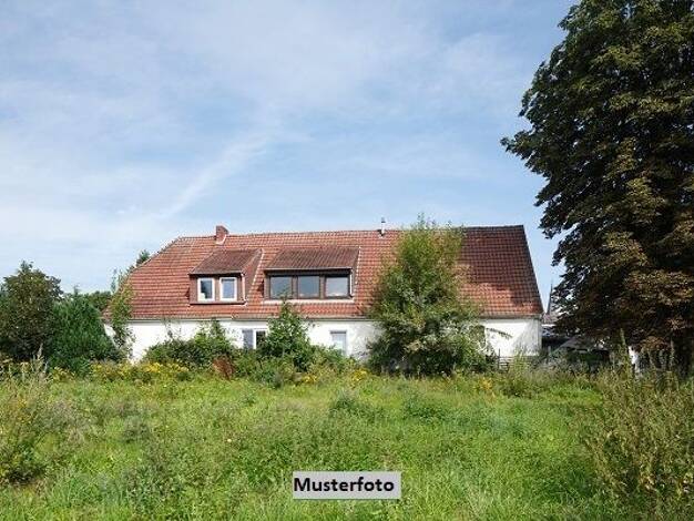 Bauernhaus zum Kauf 238.040 € 141,1 m² 54.855 m² Grundstück Neukirchen Haunetal 36166