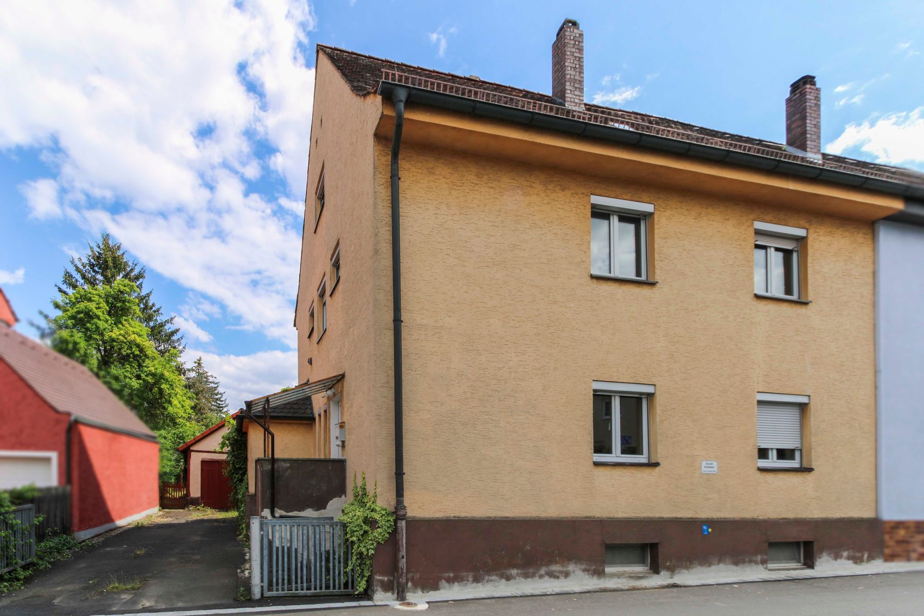 Doppelhaushälfte zum Kauf 289.000 € 8 Zimmer 134,2 m²<br/>Wohnfläche 690,2 m²<br/>Grundstück Eisberg Amberg 92224