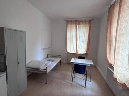 Wohnung zum Kauf 39.000 € 2 Zimmer 59,4 m² Haselbrunn Plauen 08525