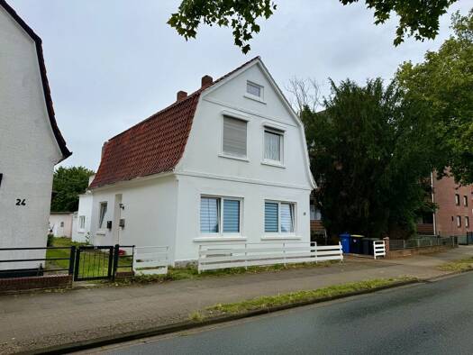 Mehrfamilienhaus zum Kauf 250.000 € 7 Zimmer 200 m² 726 m² Grundstück Dwoberg/Ströhen Delmenhorst 27753