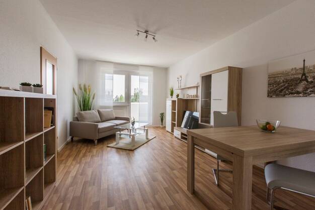 Wohnung zur Miete 491 € 4 Zimmer 84,8 m² 4. Geschoss frei ab 15.08.2025 Am Kirschberg 23 Grünau - Mitte Leipzig 04209