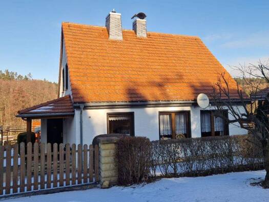 Einfamilienhaus zum Kauf 198.000 € 3 Zimmer 90 m² 674 m² Grundstück frei ab 01.03.2026 Kurort Berggießhübel Bad Gottleuba-Berggießhübel 01816
