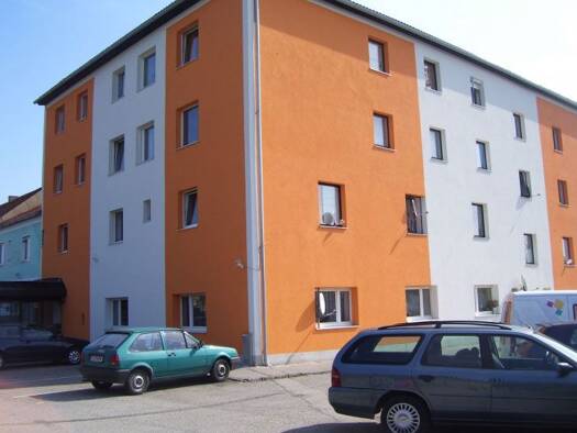 Mehrfamilienhaus zum Kauf als Kapitalanlage geeignet 2.600 m² 4.277 m² Grundstück Marchtrenk 4614