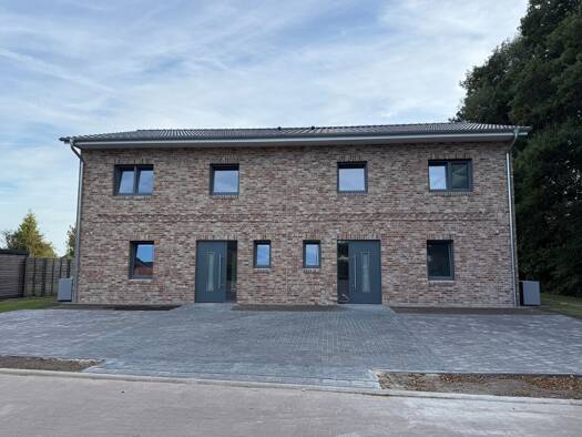 Doppelhaushälfte zum Kauf 599.000 € 4 Zimmer 124,5 m² 430 m² Grundstück Uetersen 25436