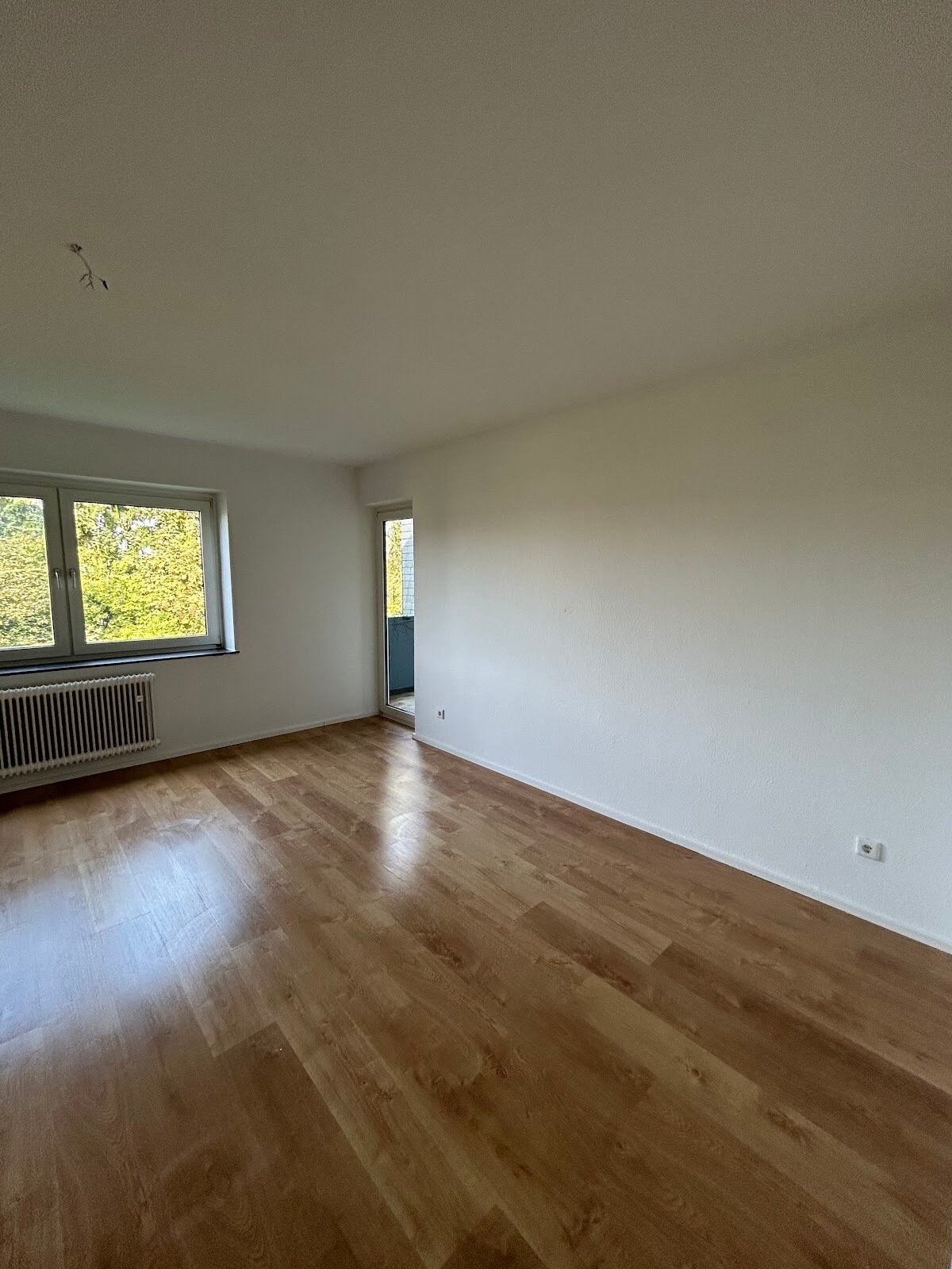 Wohnung zur Miete 600 € 3 Zimmer 76 m²<br/>Wohnfläche 1.<br/>Geschoss ab sofort<br/>Verfügbarkeit Erlenstraße 26 Fichtenhöhe Remscheid 42855