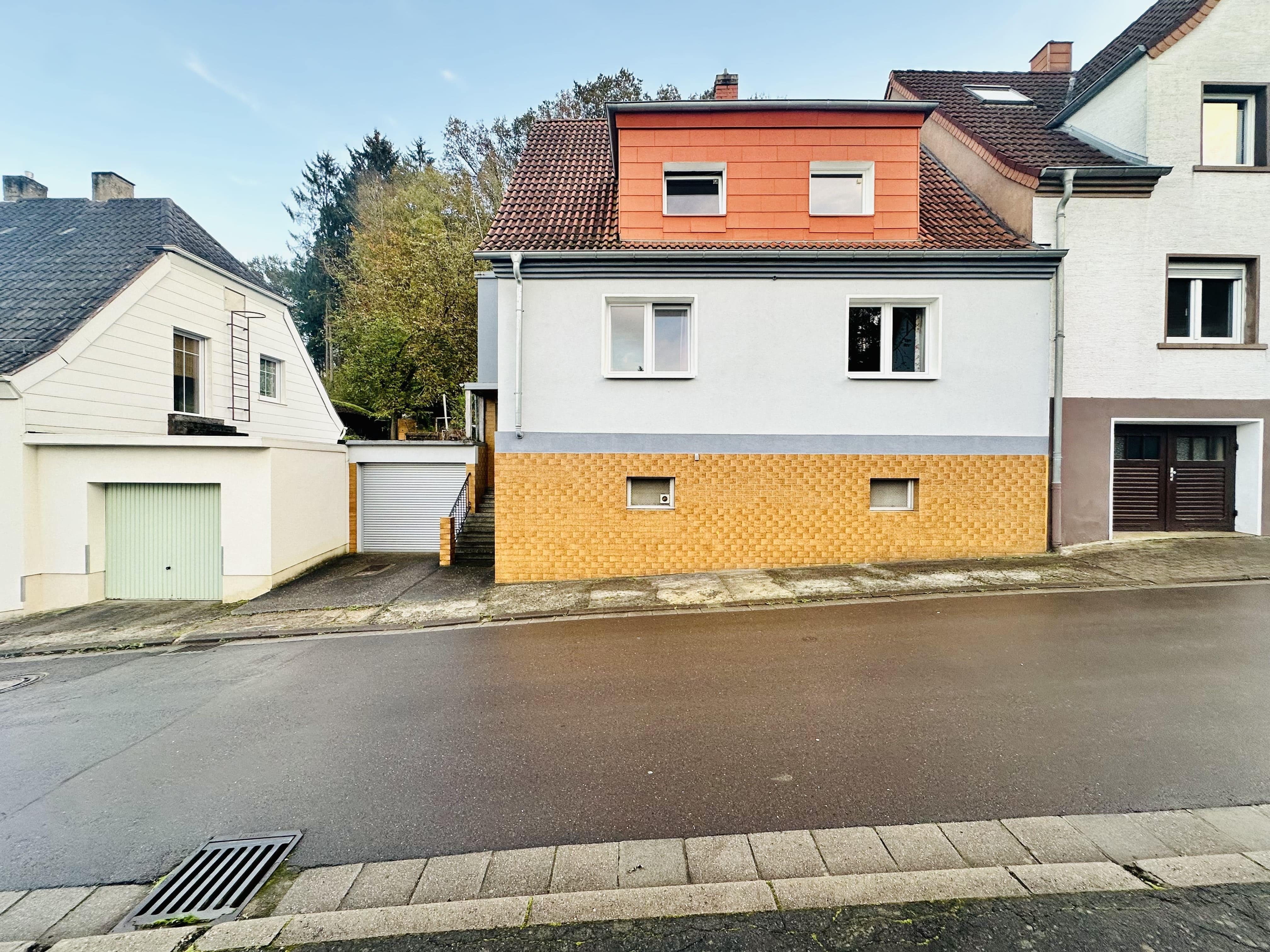 Doppelhaushälfte zum Kauf 229.000 € 5 Zimmer 125 m²<br/>Wohnfläche 437 m²<br/>Grundstück Lautzkirchen Blieskastel 66440