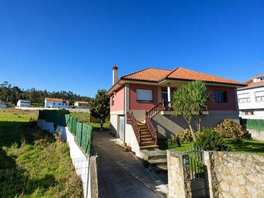 Chalet zum Kauf 4 Zimmer 524 m² Lg Xoane Da Estrada 160 Carballo 15106