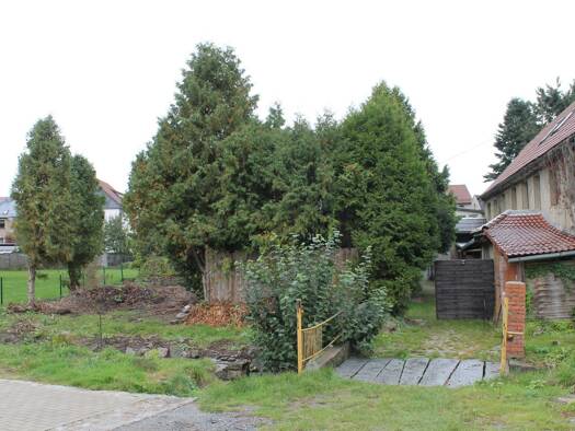 Haus zum Kauf 5.000 € 857 m² Grundstück Am Schwarzwasser 30 Schmölln 01877