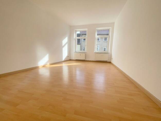 Bürofläche zur Miete provisionsfrei 900 € 38 m² Bürofläche Ernst-Thälmann-Straße Lützen Lützen 06686