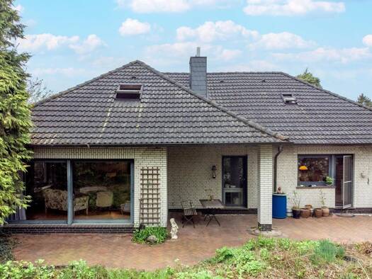 Bungalow zum Kauf 264.000 € 4 Zimmer 160 m² 658 m² Grundstück Herrentor Emden 26725