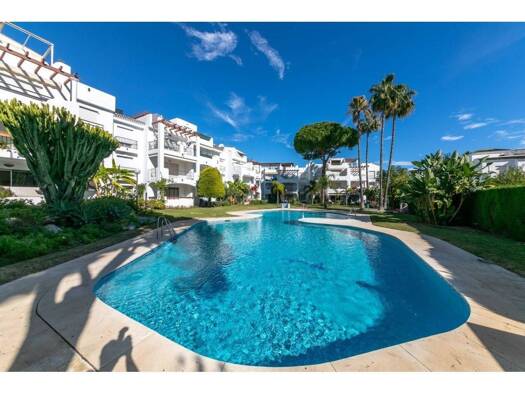 Wohnung zur Miete 1.700 € 3 Zimmer 95 m² 2. Geschoss Estepona 29680