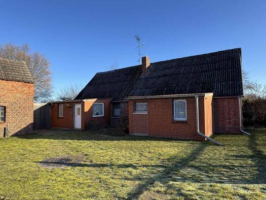 Einfamilienhaus zum Kauf 139.000 € 5 Zimmer 130 m² 1.237 m² Grundstück frei ab sofort Gorleben 29475