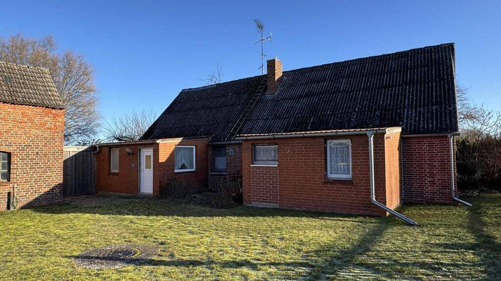 Einfamilienhaus zum Kauf 139.000 € 5 Zimmer 130 m² 1.237 m² Grundstück frei ab sofort Gorleben 29475