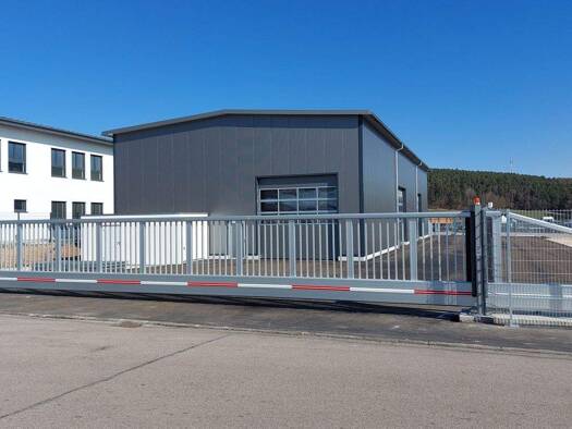 Produktionshalle zur Miete provisionsfrei 540 m² Lagerfläche teilbar ab 360 m² Trisching Schmidgaden 92546