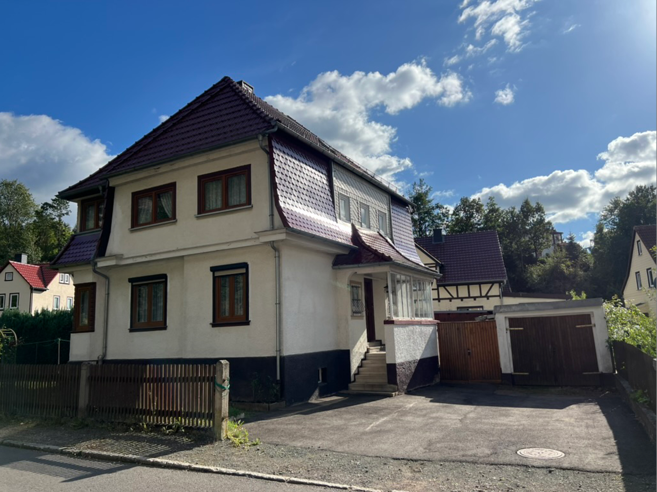 Einfamilienhaus zum Kauf 240.000 € 6 Zimmer 169,1 m²<br/>Wohnfläche 629 m²<br/>Grundstück Oberhofer Straße 63a Tambach-Dietharz 99897