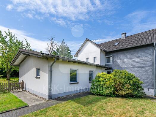 Einfamilienhaus zum Kauf 298.000 € 7 Zimmer 167,1 m² 670 m² Grundstück Waldbröl Waldbröl 51545