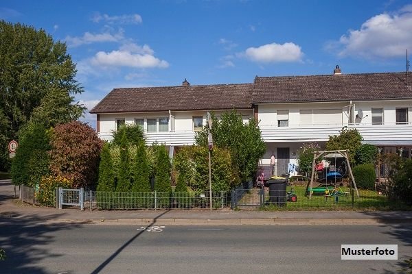 Reihenendhaus zum Kauf 128.000 € 1 Zimmer 210 m²<br/>Wohnfläche 892 m²<br/>Grundstück Südvorstadt Altenburg 04600