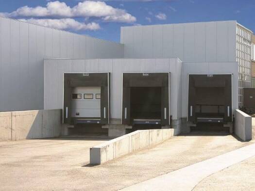 Lagerhalle zur Miete provisionsfrei 2 € 15.400 m² Lagerfläche teilbar ab 3.070 m² Roscheider Straße 1 Konz 54329