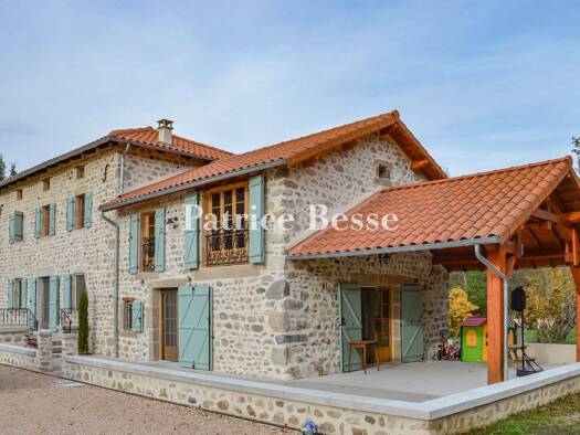 Bauernhaus zum Kauf 460.000 € 8 Zimmer 180 m² 8.698 m² Grundstück Le Puy-en-Velay 43000