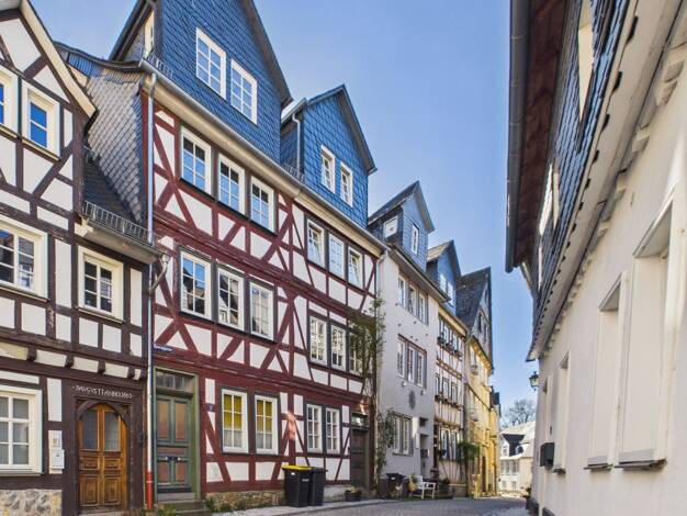 Immobilie zum Kauf 291.000 € 4,5 Zimmer 129 m² 162 m² Grundstück frei ab sofort Wetzlar 35578