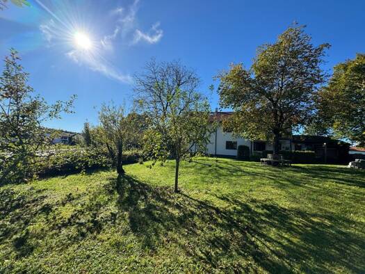 Mehrfamilienhaus zum Kauf 1.195.000 € 8 Zimmer 209 m² 1.077 m² Grundstück Altkirchen Sauerlach / Altkirchen 82054