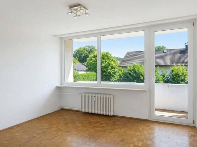 Wohnung zur Miete 1.390 € 4 Zimmer 105 m² 1. Geschoss frei ab 01.01.2027 Traunstorfer Straße 23 Wolkersdorf Traunstein 83278